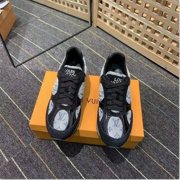 Scarpe casual da uomo nuove di Louis Vuitton