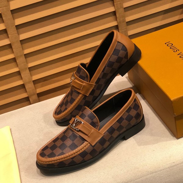 Scarpe di cuoio casuali dei nuovi uomini di Louis Vuitton