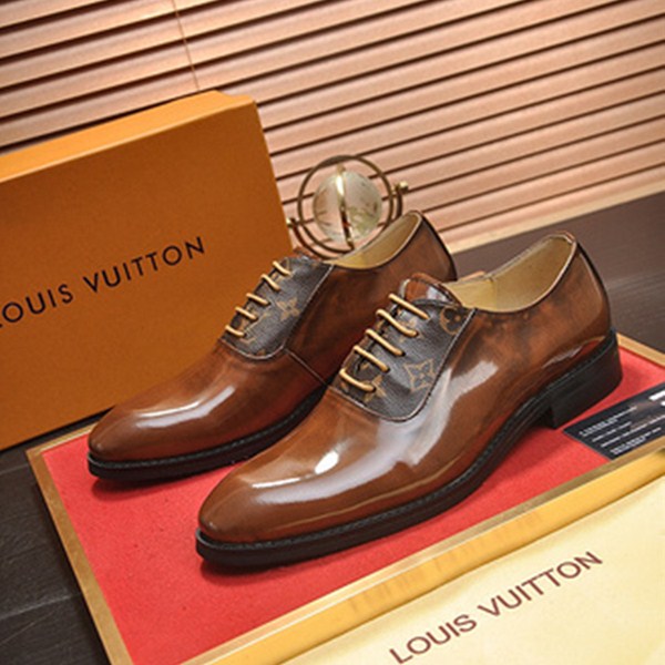 Scarpe di cuoio casuali dei nuovi uomini di Louis Vuitton