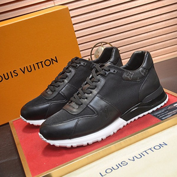 Scarpe casual da uomo nuove di Louis Vuitton