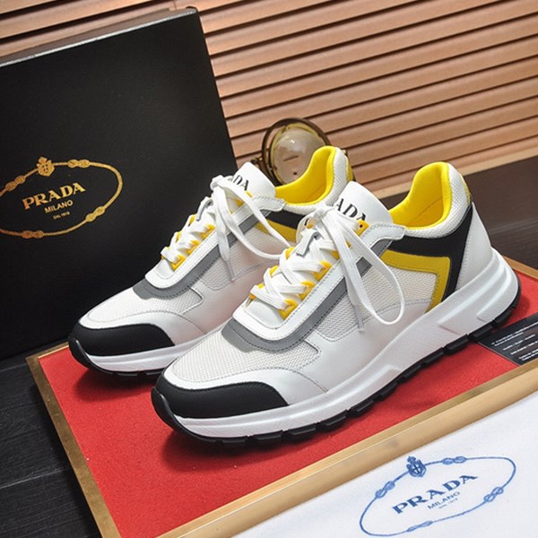 Prada Scarpe casual da uomo nuove