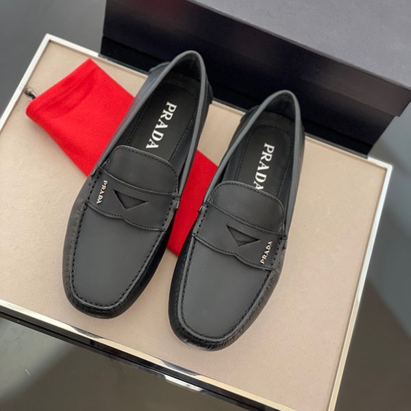 repliche,replica,perfette,siti di,affidabili,migliori siti,dove comprare,1:1,scarpe da ginnastica Berretto casual da uomo Prada repliche,replica,perfette,siti di,affidabili,migliori siti,dove comprare,1:1,scarpe da ginnastica Berretto casual da uomo Prada