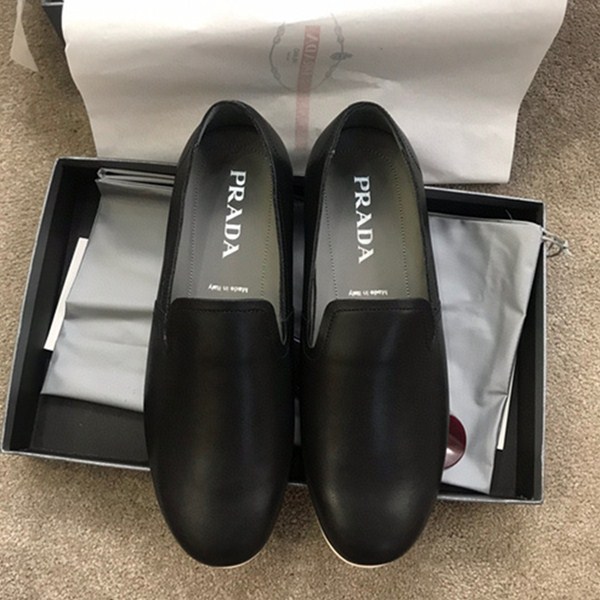 repliche,replica,perfette,siti di,affidabili,migliori siti,dove comprare,1:1,scarpe da ginnastica Berretto casual da uomo Prada repliche,replica,perfette,siti di,affidabili,migliori siti,dove comprare,1:1,scarpe da ginnastica Berretto casual da uomo Prada