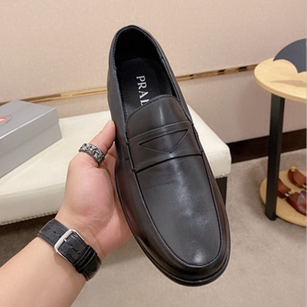 Berretto casual da uomo Prada