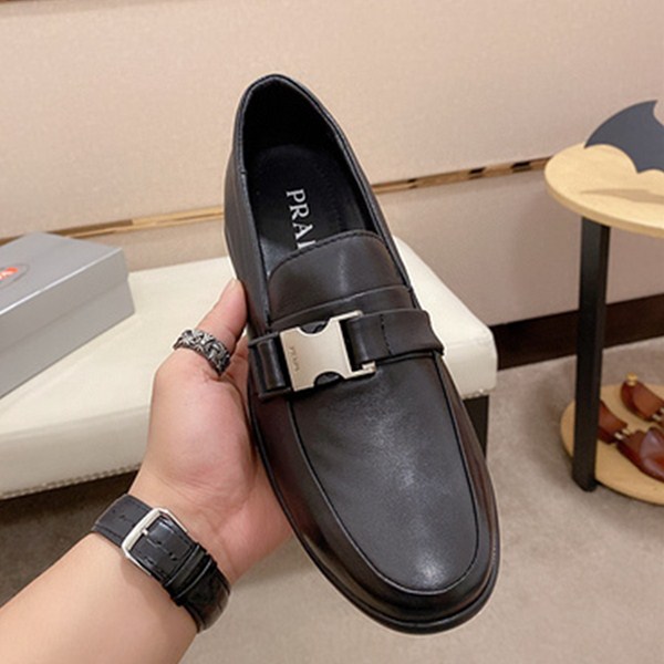 Berretto casual da uomo Prada