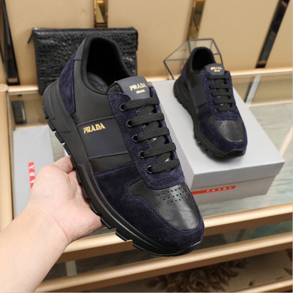 Prada Scarpe casual da uomo nuove