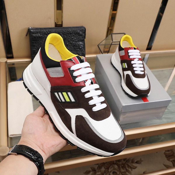 Prada Scarpe casual da uomo nuove