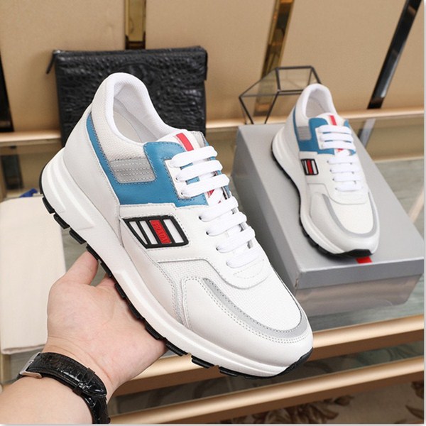 Prada Scarpe casual da uomo nuove