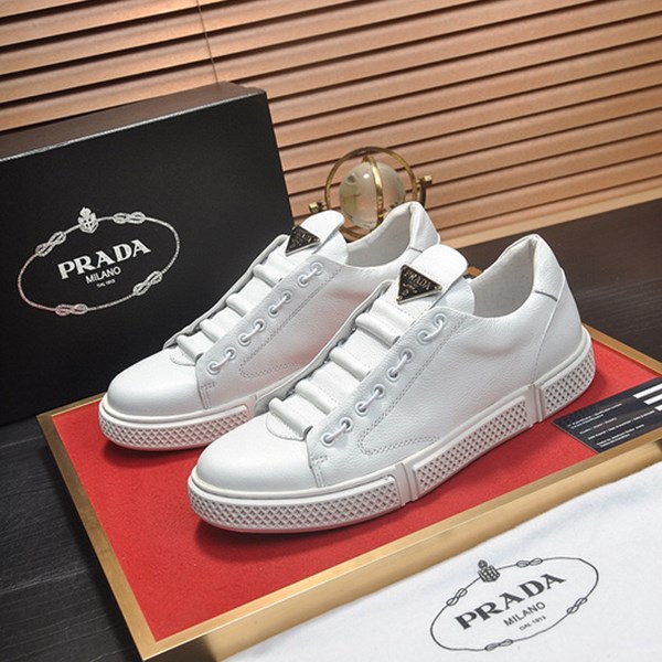 Prada Scarpe casual da uomo nuove