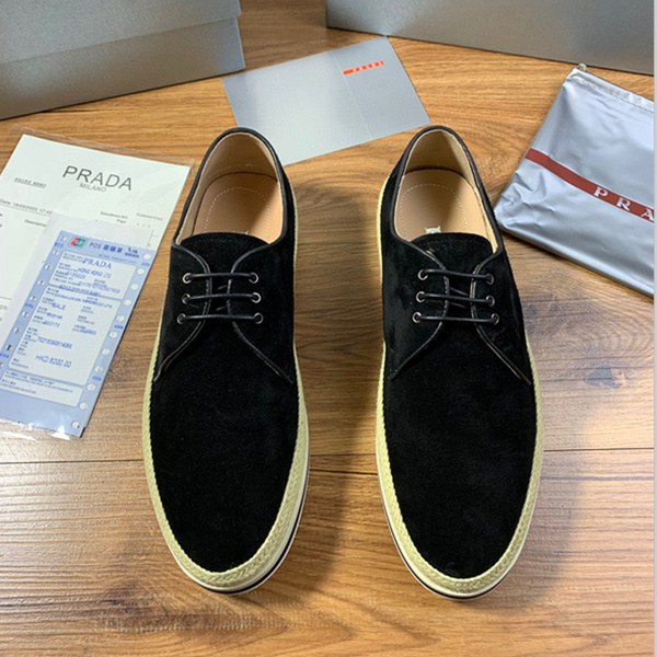 Prada Scarpe casual da uomo nuove