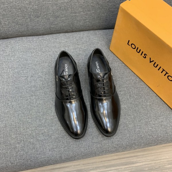 Scarpe di cuoio casuali dei nuovi uomini di Louis Vuitton