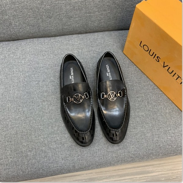 Scarpe di cuoio casuali dei nuovi uomini di Louis Vuitton