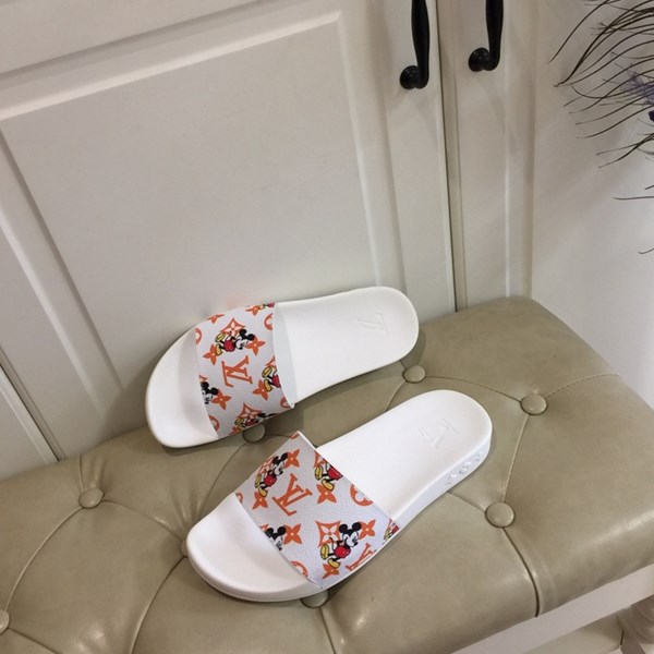 Pantofole casual in stile Louis Vuitton
