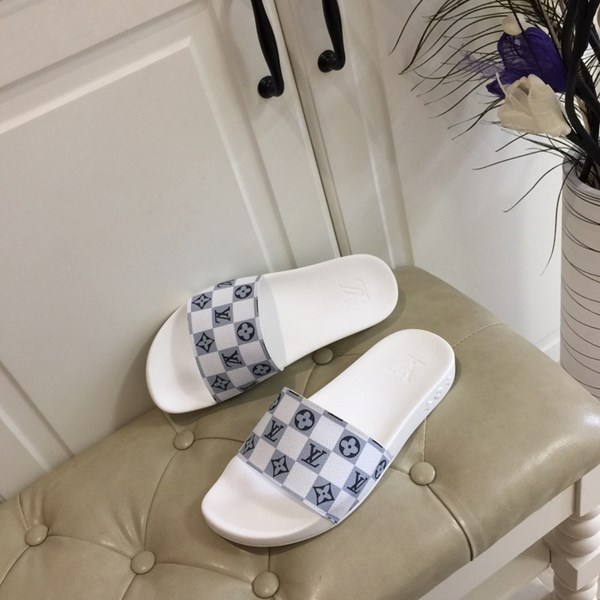 Pantofole casual in stile Louis Vuitton