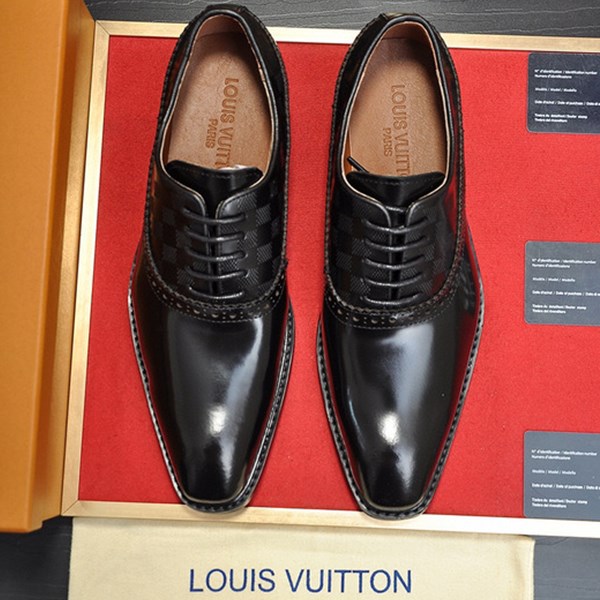 Scarpe di cuoio casuali dei nuovi uomini di Louis Vuitton
