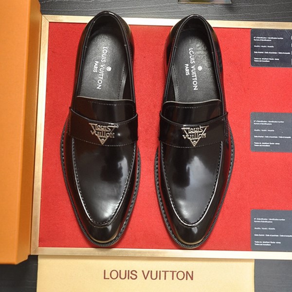 Scarpe di cuoio casuali dei nuovi uomini di Louis Vuitton