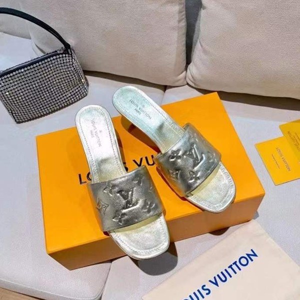 Pantofole da donna in rilievo New Louis Vuitton