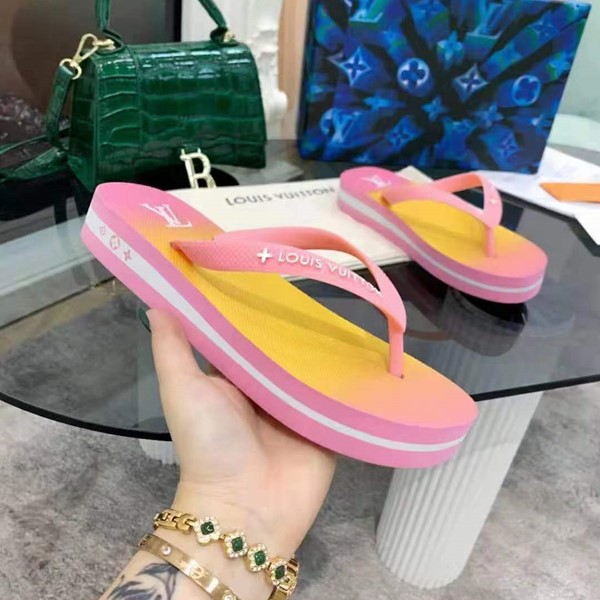 Infradito New Beach di Louis Vuitton