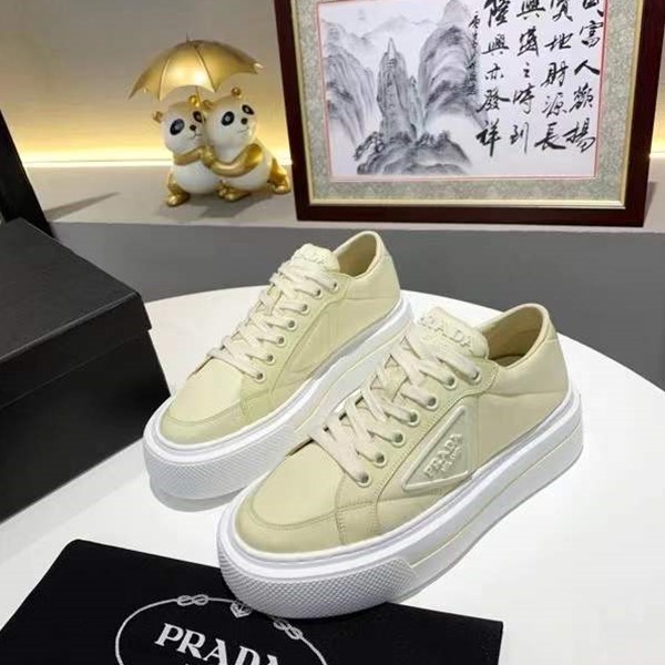 Prada nuove scarpe casual