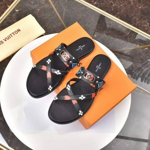 Louis Vuitton nuovi sandali presbiti