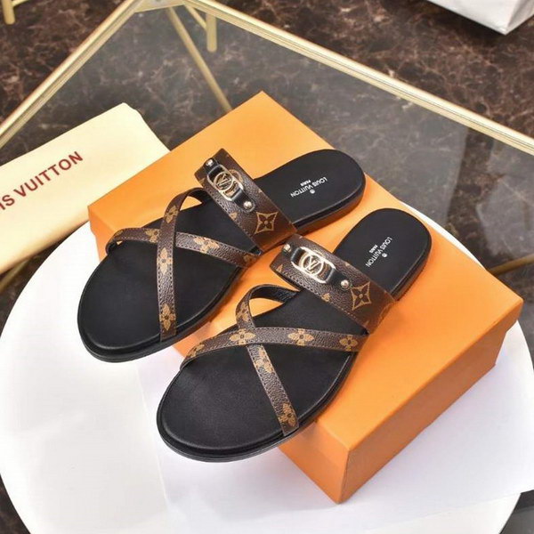 Louis Vuitton nuovi sandali presbiti