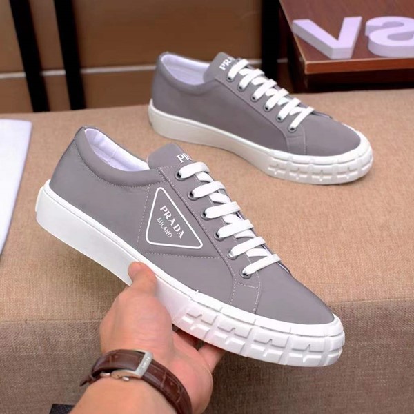 Prada nuove scarpe casual