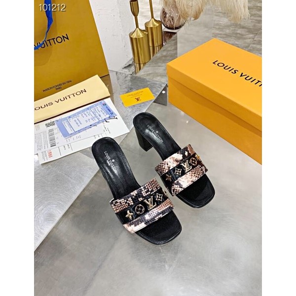 Sandali e pantofole casual da donna Louis Vuitton New