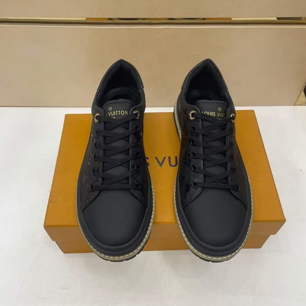 Louis Vuitton nuove scarpe casual