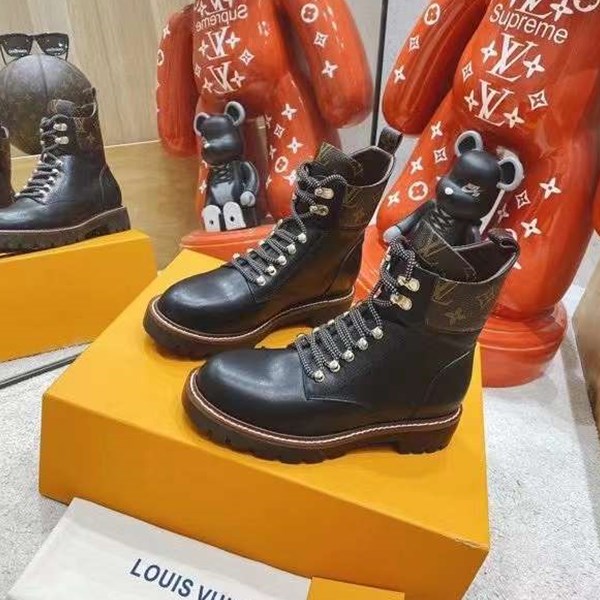 Louis Vuitton presentava i nuovi stivali Martin