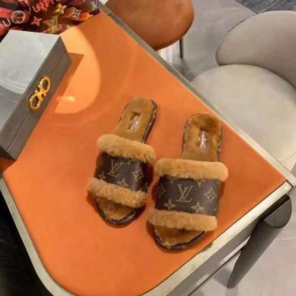 Pantofole in lana vergine Louis Vuitton