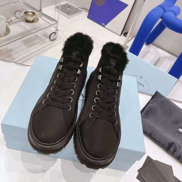 repliche,replica,perfette,siti di,affidabili,migliori siti,dove comprare,1:1,scarpe da ginnastica Stivaletti casual in lana Prada repliche,replica,perfette,siti di,affidabili,migliori siti,dove comprare,1:1,scarpe da ginnastica Stivaletti casual in lana Prada