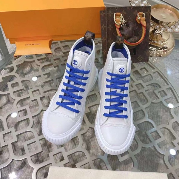 Le ultime scarpe bianche di Louis Vuitton