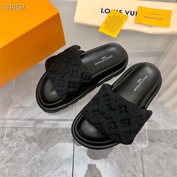Pantofole casual in stile Louis Vuitton