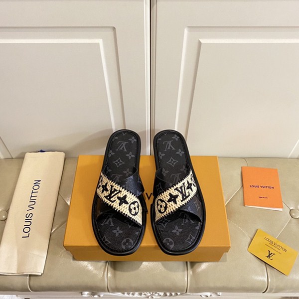 Pantofole casual da donna nuove di Louis Vuitton