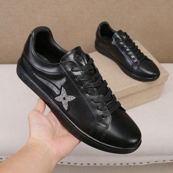 Scarpe casual da uomo nuove di Louis Vuitton