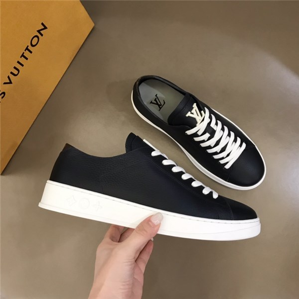 Scarpe casual da uomo nuove di Louis Vuitton