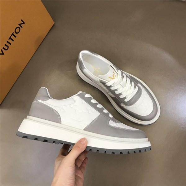 Scarpe casual da uomo nuove di Louis Vuitton