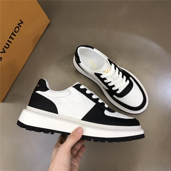 Scarpe casual da uomo nuove di Louis Vuitton