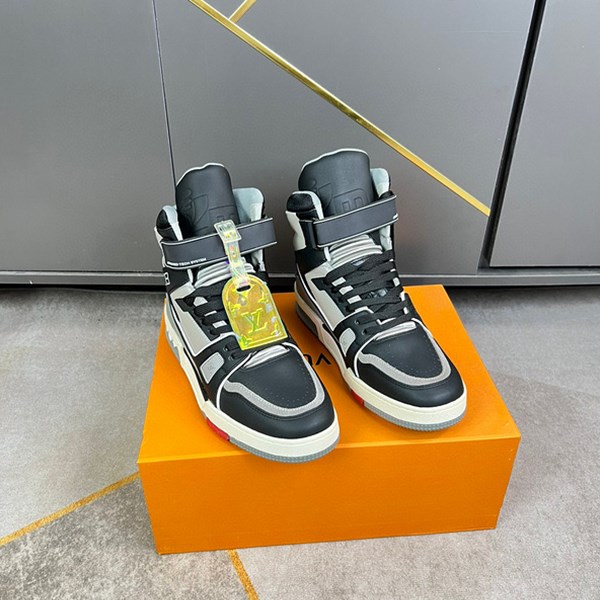 Scarpe casual da uomo nuove di Louis Vuitton