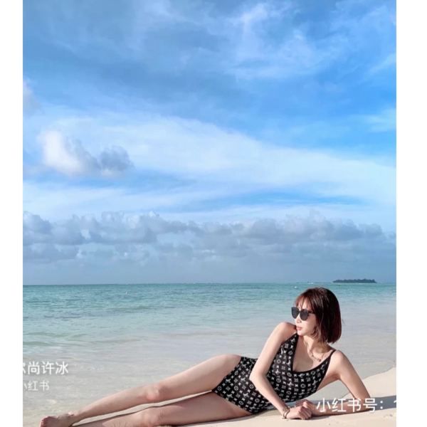 23/Costume da bagno casual moda donna Louis Vuitton