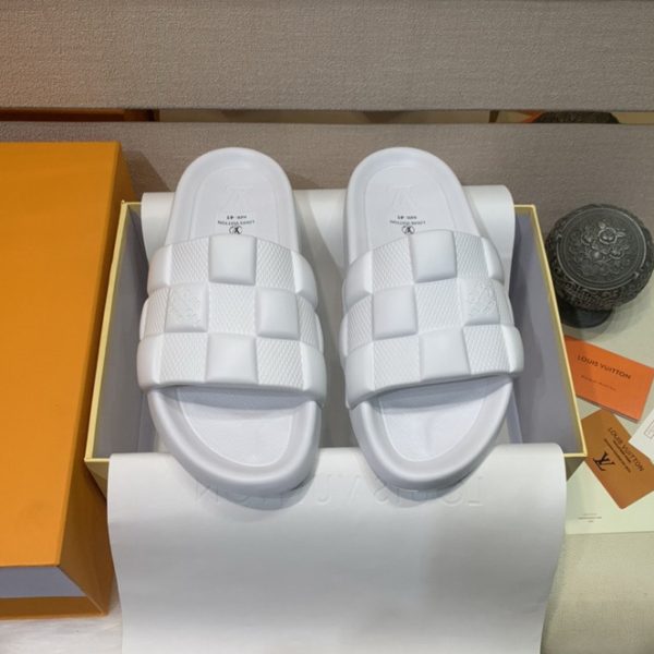 repliche,replica,perfette,siti di,affidabili,migliori siti,dove comprare,1:1,scarpe da ginnastica 23/Louis Vuitton nuova coppia pantofole casual di lusso