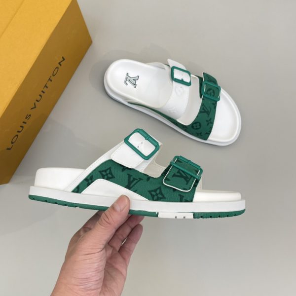 repliche,replica,perfette,siti di,affidabili,migliori siti,dove comprare,1:1,scarpe da ginnastica 23/Louis Vuitton pantofole casual di lusso da uomo nuovo