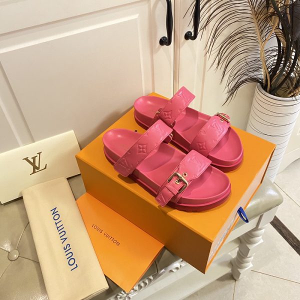 repliche,replica,perfette,siti di,affidabili,migliori siti,dove comprare,1:1,scarpe da ginnastica 23/Louis Vuitton pantofole casual di lusso delle nuove donne