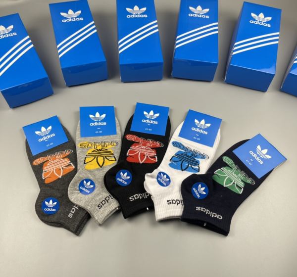 repliche,replica,perfette,siti di,affidabili,migliori siti,dove comprare,1:1,scarpe da ginnastica 23/Adidas contatore calze all’ultima moda (5 paia una scatola)