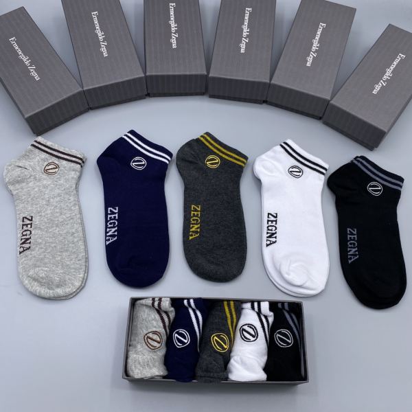 repliche,replica,perfette,siti di,affidabili,migliori siti,dove comprare,1:1,scarpe da ginnastica 23/ultima moda calze (5 paia una scatola) dai contatori Gucci