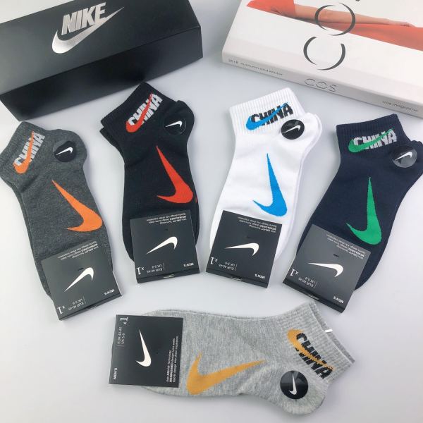 repliche,replica,perfette,siti di,affidabili,migliori siti,dove comprare,1:1,scarpe da ginnastica 23/NIKE contatore calze all’ultima moda (5 paia una scatola)