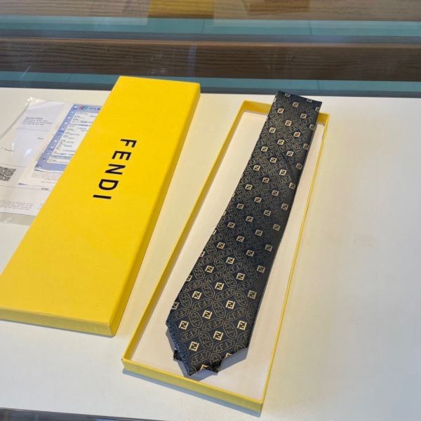 repliche,replica,perfette,siti di,affidabili,migliori siti,dove comprare,1:1,scarpe da ginnastica 23/Fendi cravatta da uomo