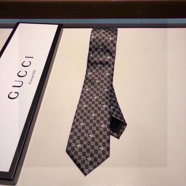 repliche,replica,perfette,siti di,affidabili,migliori siti,dove comprare,1:1,scarpe da ginnastica 23/Cravatta in seta Gucci
