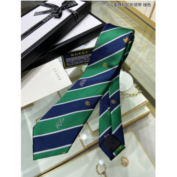 repliche,replica,perfette,siti di,affidabili,migliori siti,dove comprare,1:1,scarpe da ginnastica 23/Collezione Cravatte Uomo Gucci