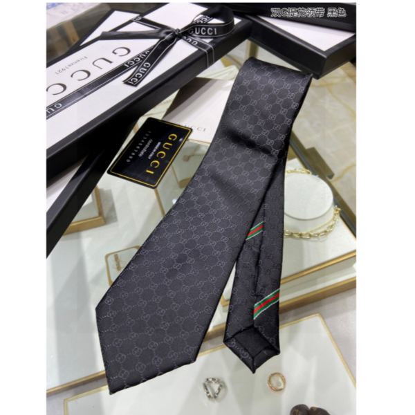 repliche,replica,perfette,siti di,affidabili,migliori siti,dove comprare,1:1,scarpe da ginnastica 23/Cravatta uomo Gucci